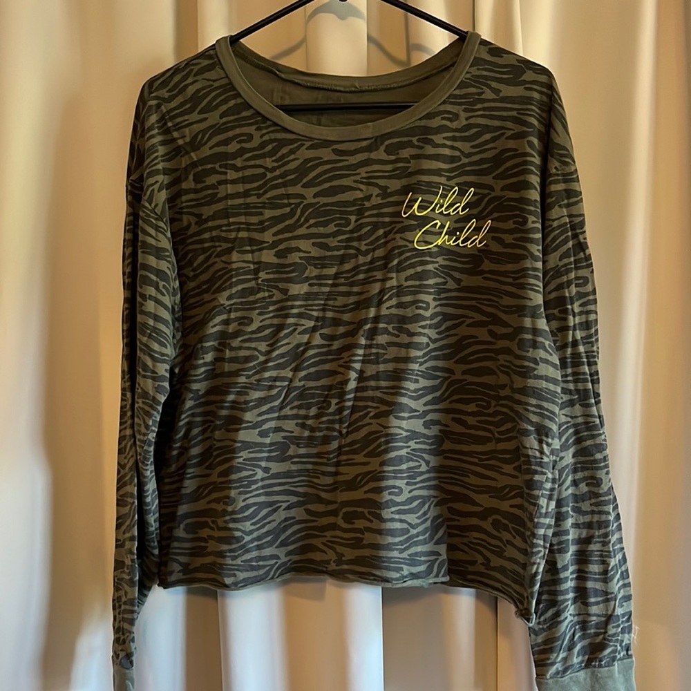 Cropped Patterned Long Sleeve